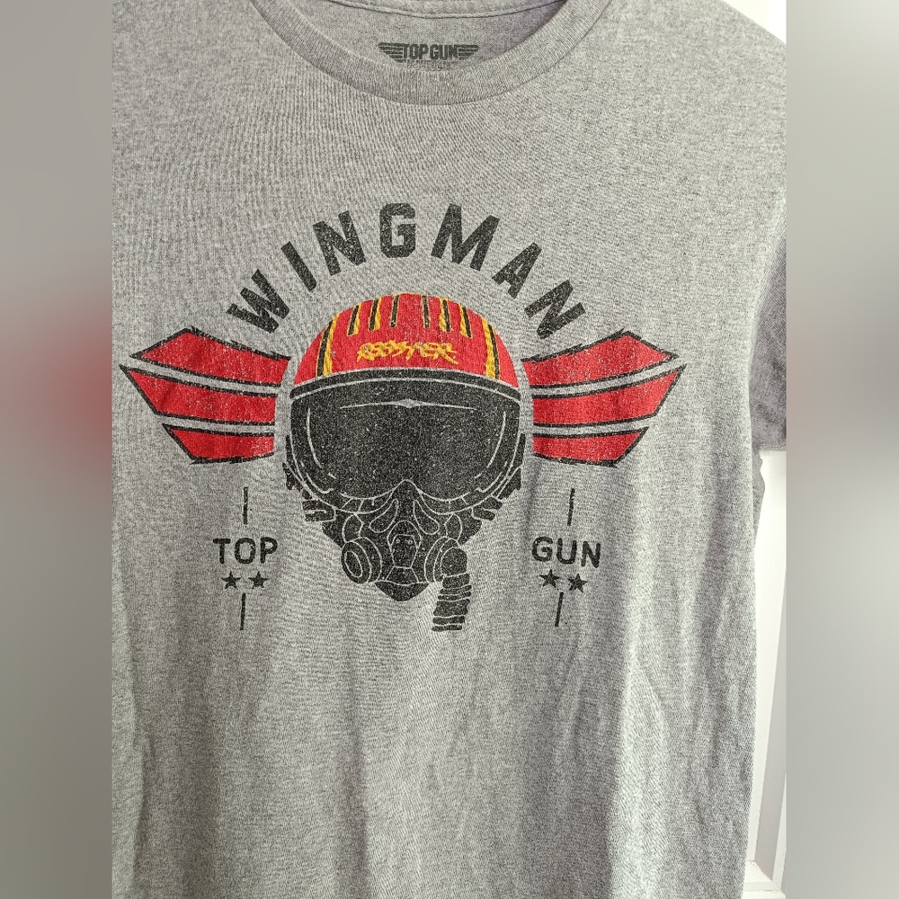Small Top Gun Maverick "Wingman" t-shirt Air Force Military Movie Casual Travel